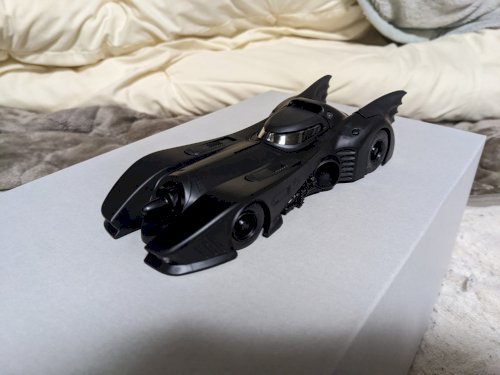 「昨日発売されたプラモデル「バットモービル」の補足画像5