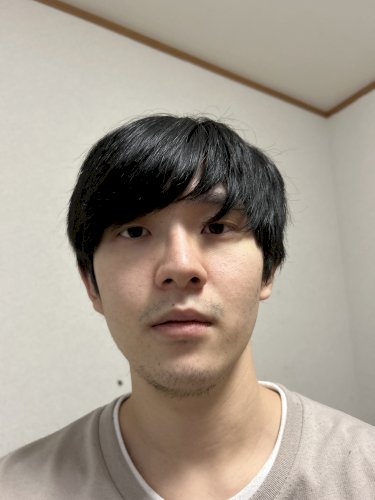 「この顔はASD自閉症や知的障害に見えます」の質問画像