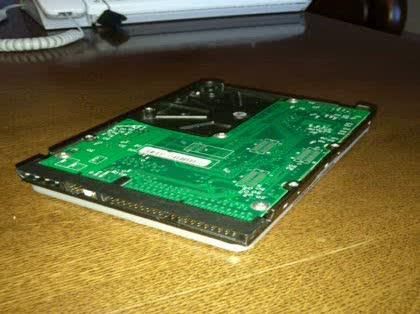 「破損したHDD...復元は可能ですか？」の質問画像