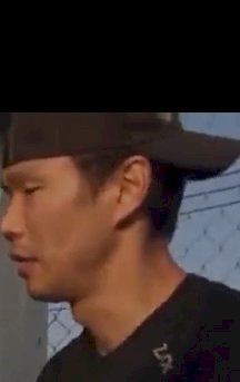 「この男優の名前を教えてください」の質問画像