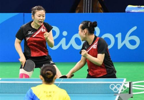 「【五輪卓球】「銅」に王手、福原愛・伊藤美」の質問画像