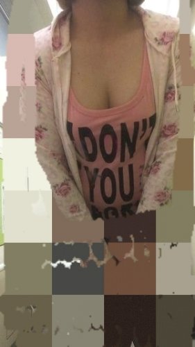 「このＴシャツ何処メーカーか教えて欲しいで」の質問画像