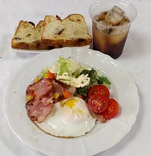 「朝ご飯は、何を食べましたか？」の回答画像9