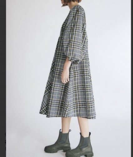 「このワンピースは骨格ストレートには似合わ」の補足画像1