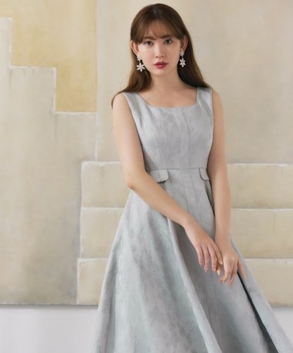 「この服肩出過ぎって言われたんだけど、 そ」の質問画像