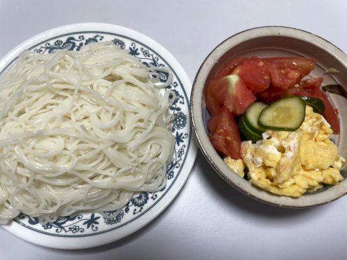 「そうめんと冷やし中華」の回答画像14