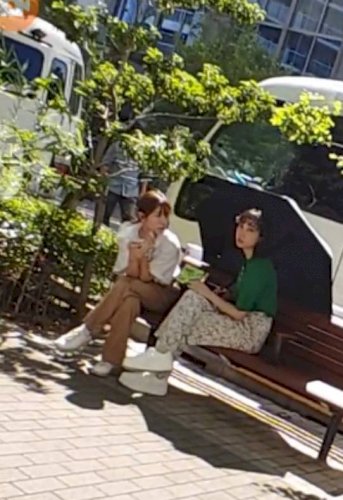 「誰だか分かる方いますか？」の質問画像