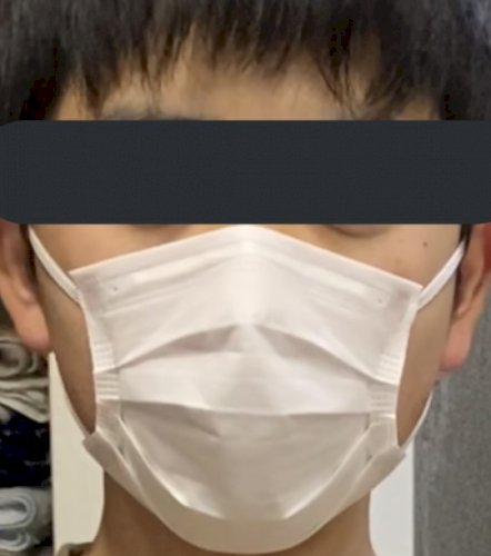 「至急お願い致します。僕は女性用マスクをつ」の質問画像