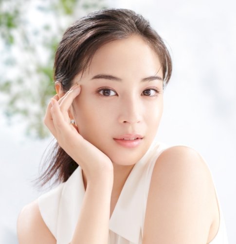 「こちらの女優、何と言う名前か？」の回答画像2