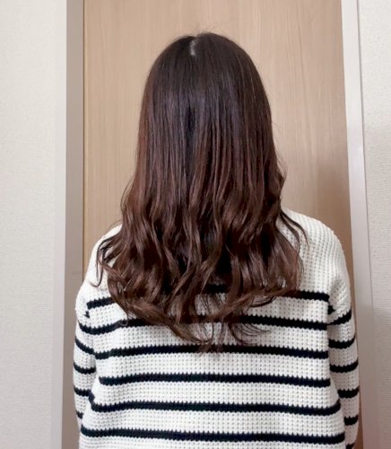 「巻き髪についです。 全体を外し巻きをした」の質問画像